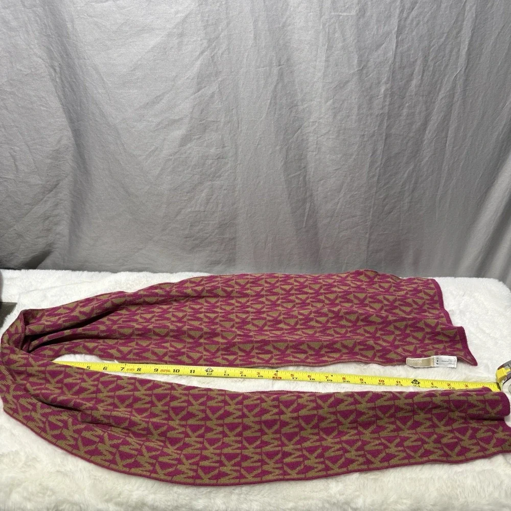 Michael Kors Logo Soft Cozy Scarf‎ Fuchsia Pink Purple Tan OS